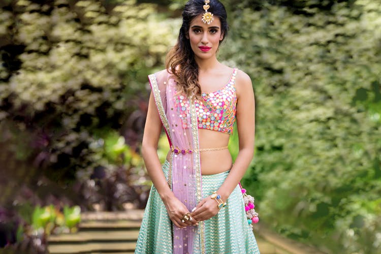 Buy Designer Lehenga in Shahpur Jat, Designer Lehenga Dress, Designer  Bridal Lehenga Online – Page 3 – Monika Nidhii