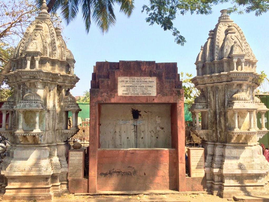 Hindu temple,Temple,Place of worship,Historic site,Holy places,Building,Temple,Architecture,Medieval architecture,Stone carving