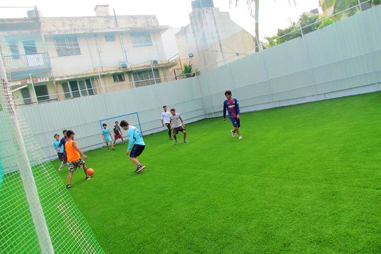 Sport venue,Grass,Team sport,Soccer-specific stadium,Sports,Soccer,Stadium,Player,Ball game,Artificial turf