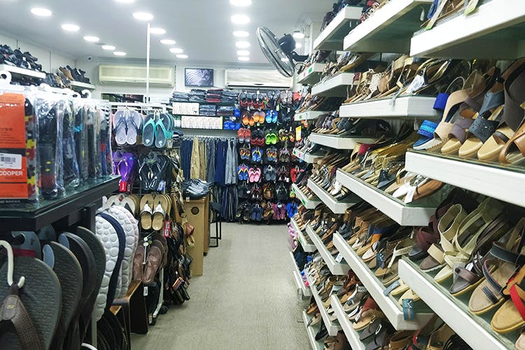 Crocs showroom in clearance anna nagar