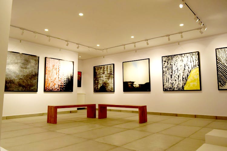 Art gallery,Building,Museum,Art exhibition,Exhibition,Tourist attraction,Interior design,Art,Vernissage,Collection