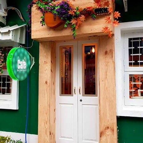 Door,House,Window,Wood,Facade,Home,Building,Plant,Home door,Porch