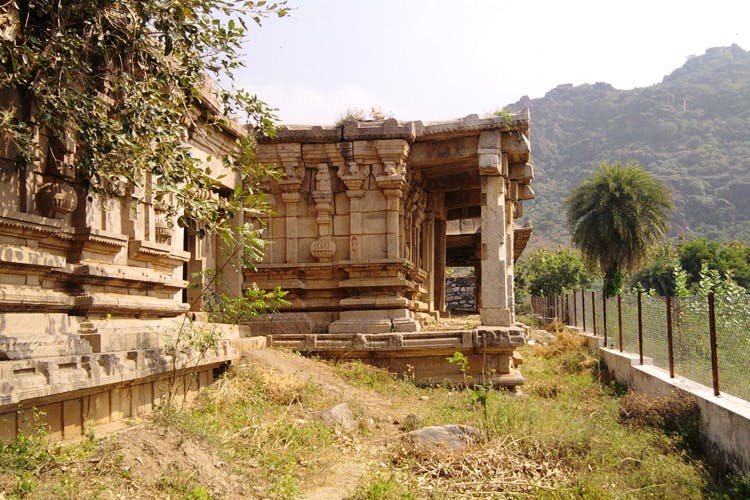 Ruins,Ancient history,Historic site,Building,Archaeological site,Architecture,History,Temple,Landscape,Ancient roman architecture