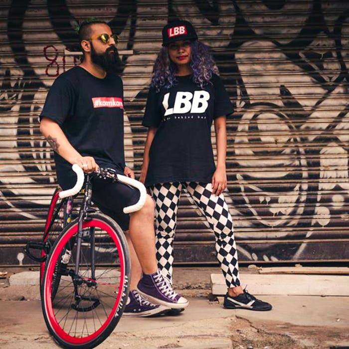 Bicycle,Street fashion,Fashion,Cool,Vehicle,T-shirt,Footwear,Design,Bicycle wheel,Sports equipment