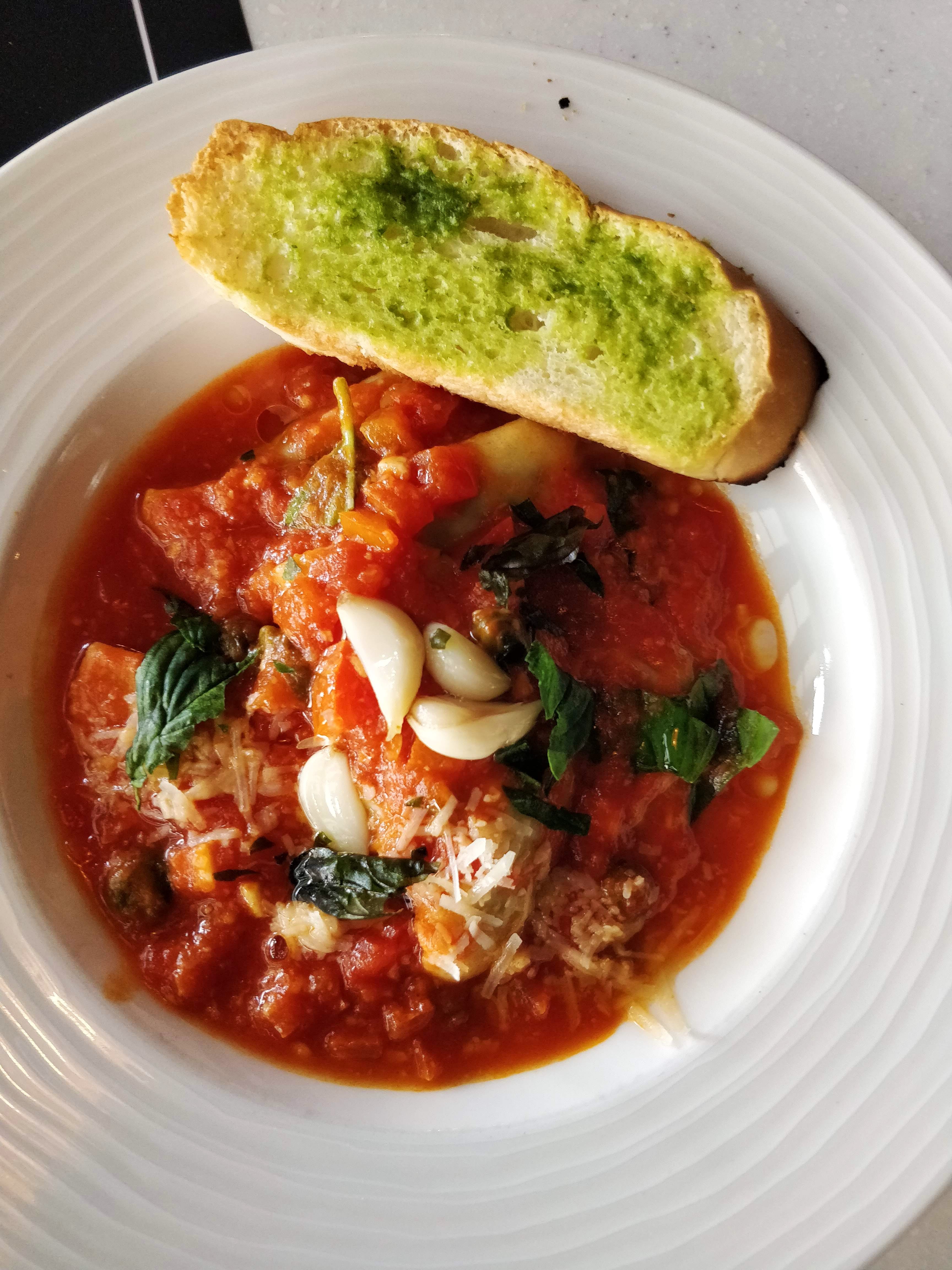 Dish,Food,Cuisine,Ingredient,Produce,Stewed tomatoes,Recipe,Minestrone,Gazpacho,Soup