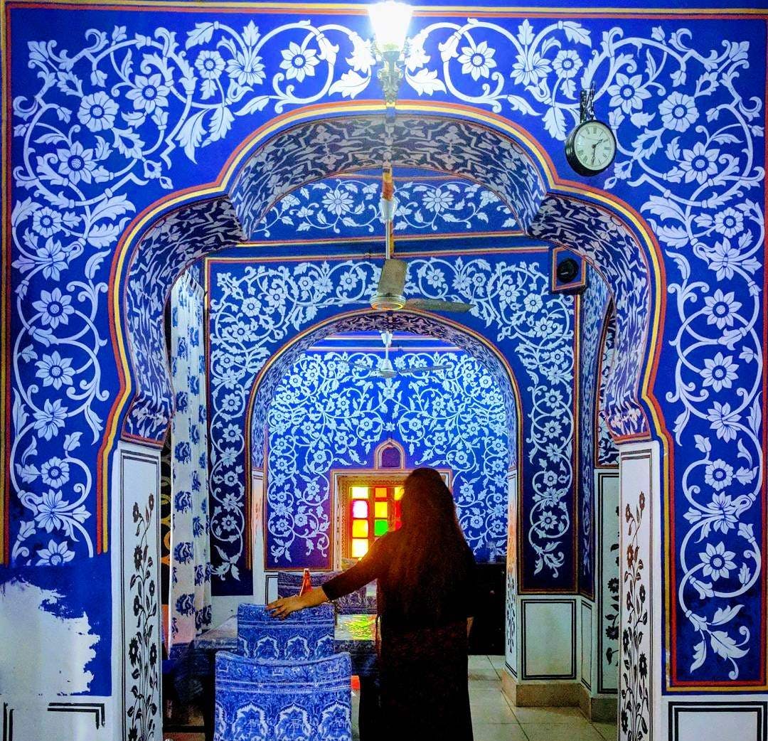 Majorelle blue,Blue,Holy places,Arch,Architecture,Shrine,Visual arts,Art,Place of worship,Temple