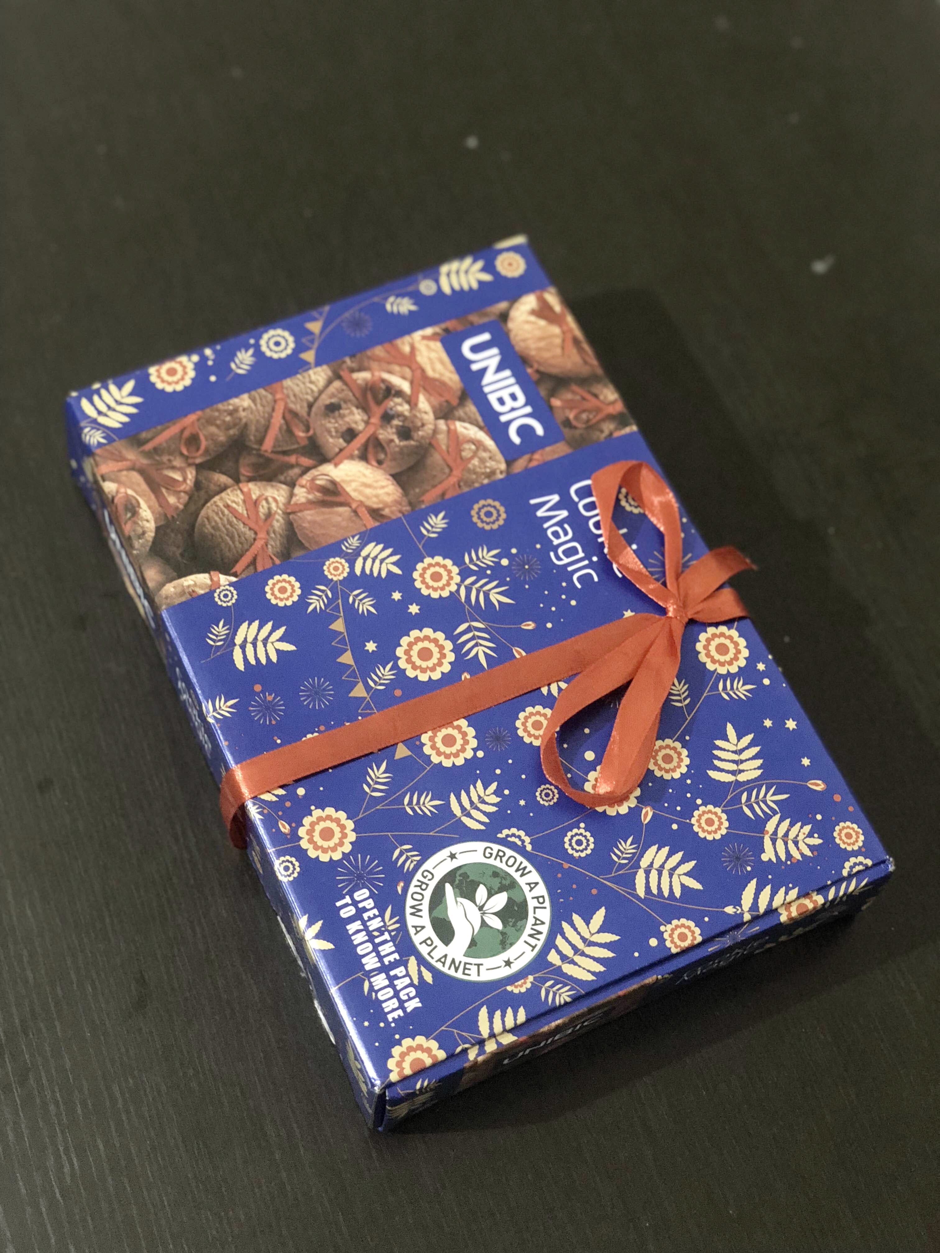 Britannia Shubhkamnaye Meetha Namkeen Delights Biscuits Gift Pack Price -  Buy Online at ₹120 in India