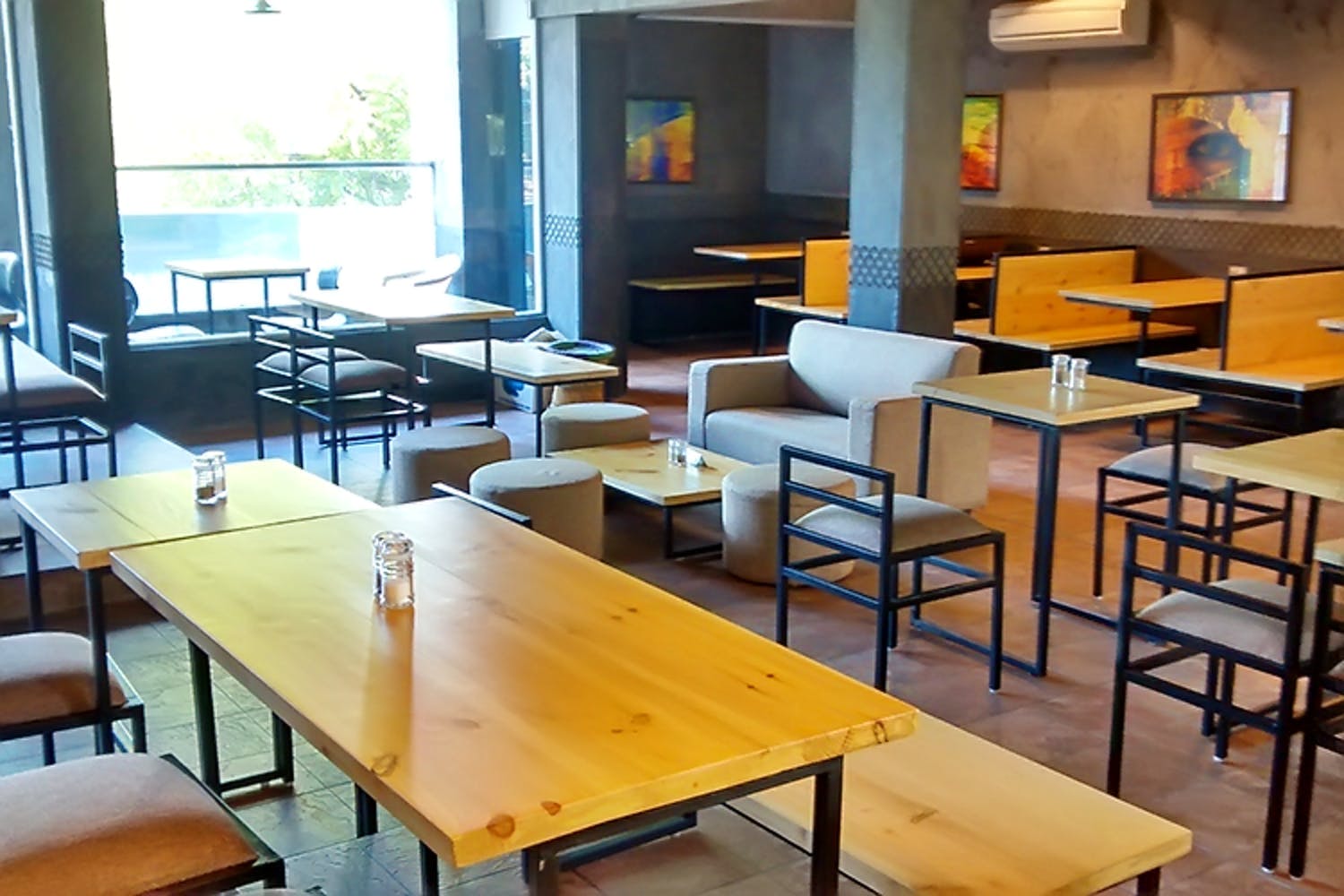 Room,Restaurant,Table,Classroom,Furniture,Cafeteria,Dining room,Building,Interior design,Chair