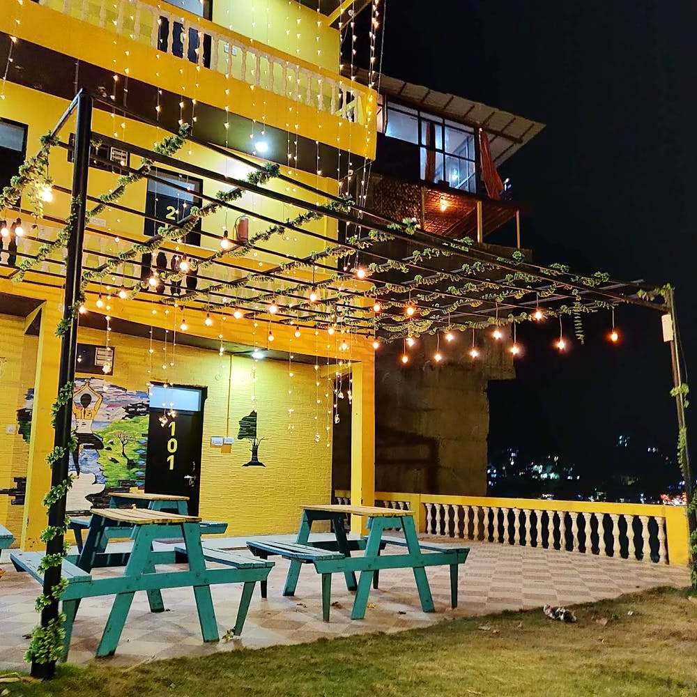 Yellow,Night,Lighting,Architecture,Building,Tree,House,Home,Metal,Restaurant