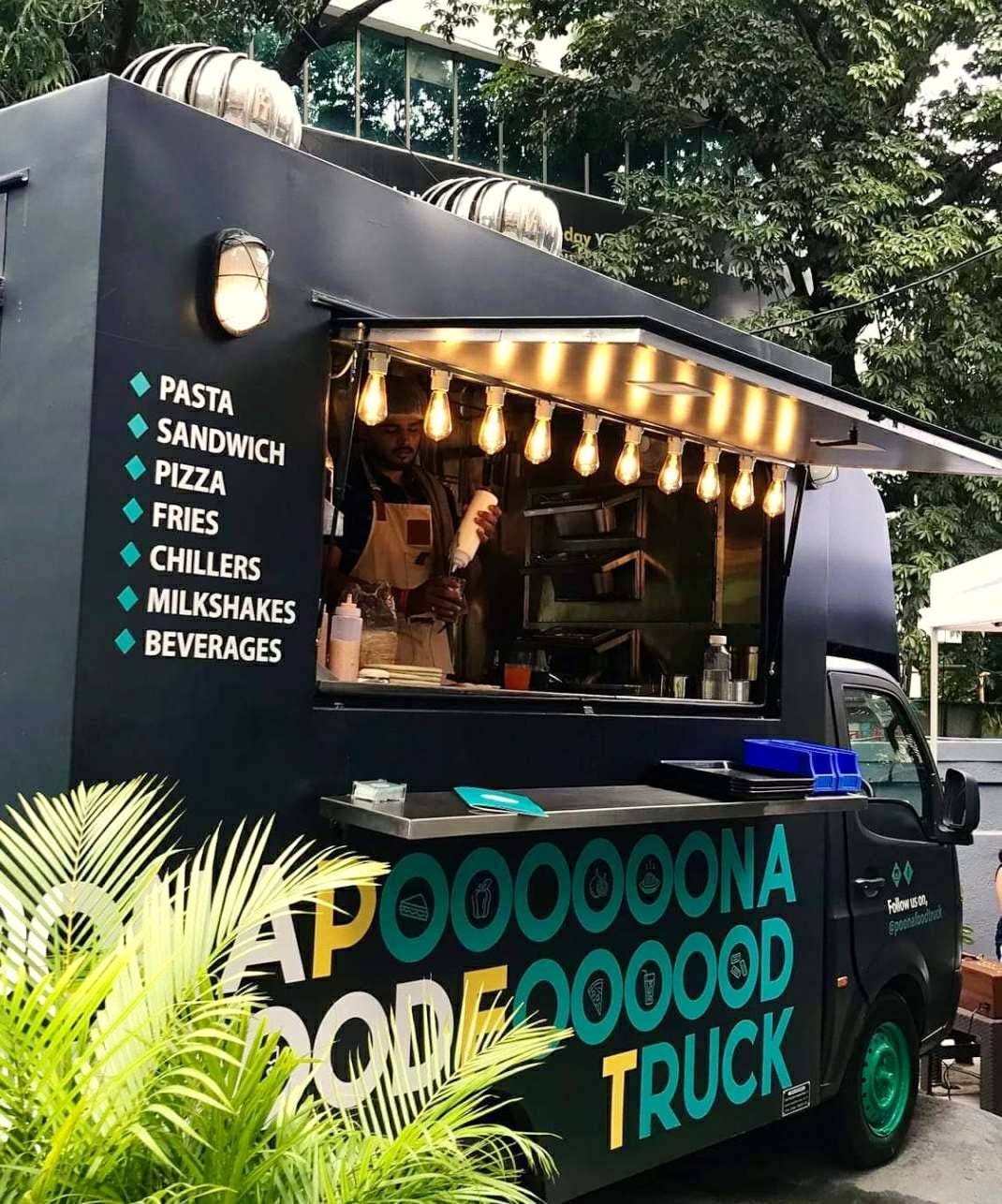 Poona Food Truck Offers Cheap Pizzas Pastas Lbb Pune