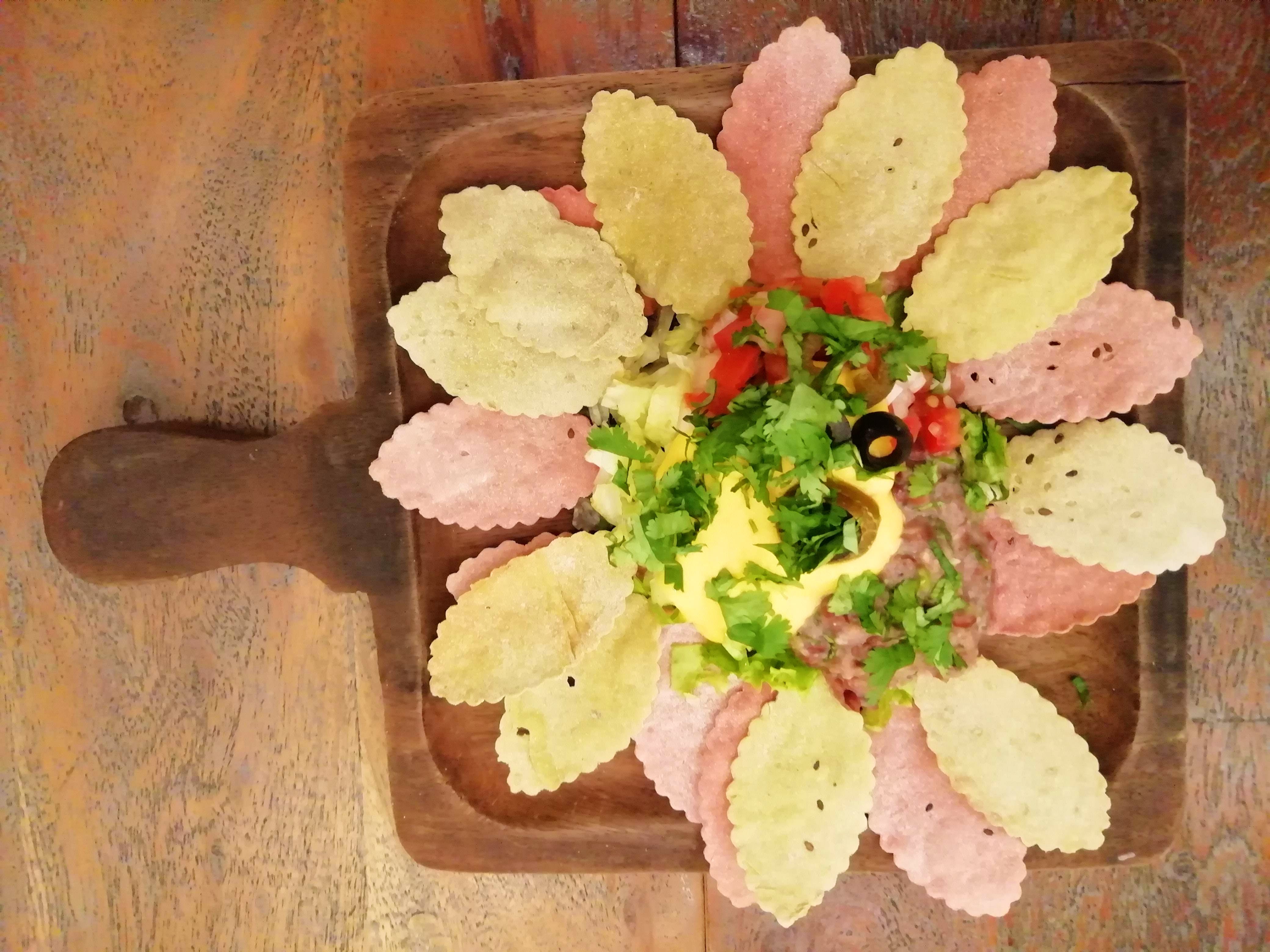 Flower,Dish,Food,Plant,Cuisine,Cut flowers,Floral design