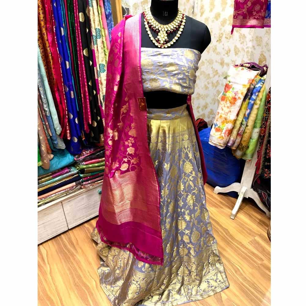 Clothing,Pink,Magenta,Dress,Formal wear,Yellow,Maroon,Fashion,Purple,Sari