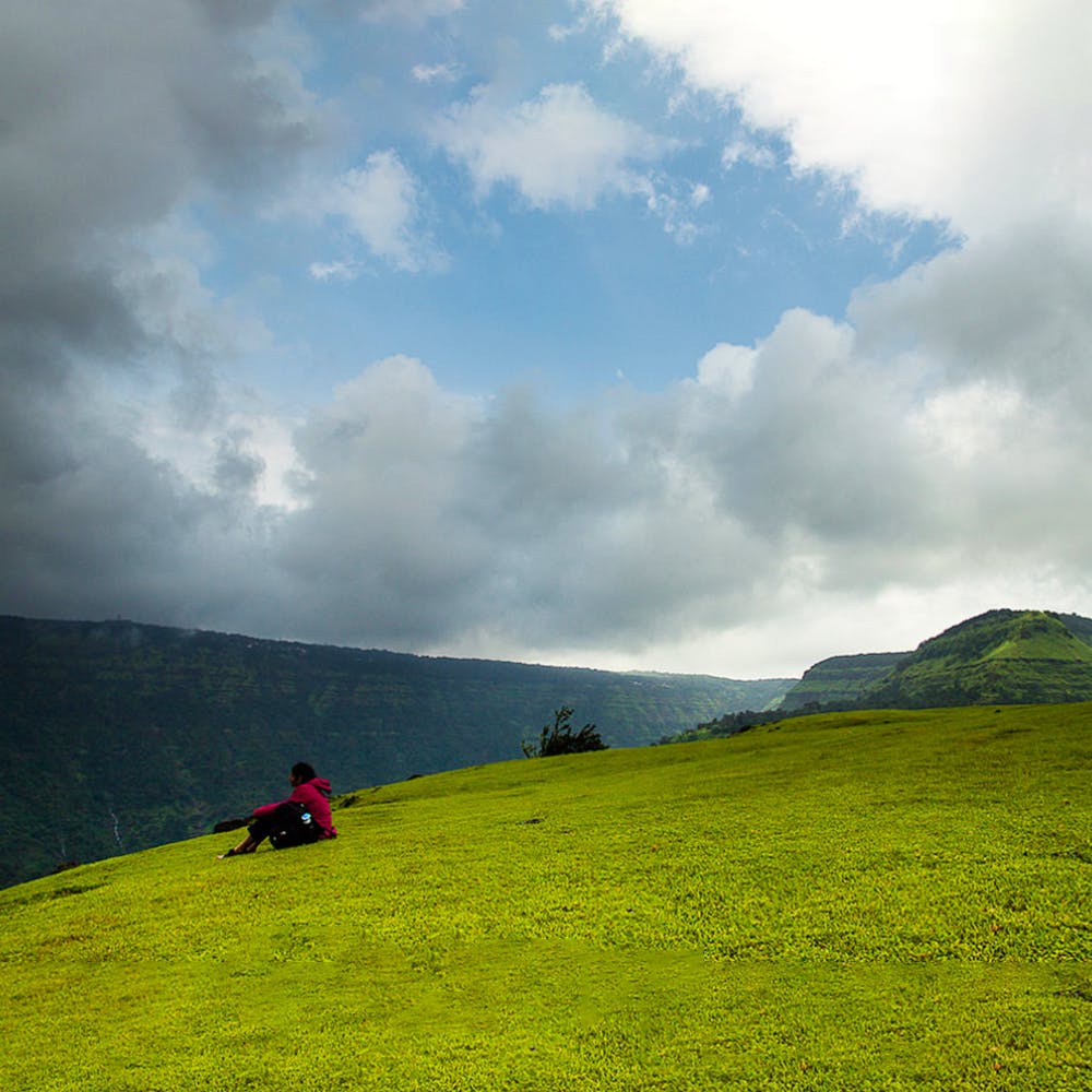 Grassland,Sky,Green,Hill,Nature,Pasture,Mountainous landforms,Highland,Cloud,Grass