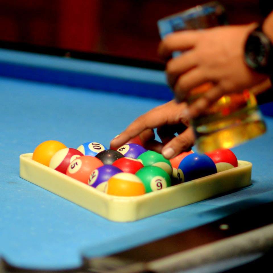 Pool,Billiard ball,Indoor games and sports,Billiards,Billiard table,Games,Straight pool,Ball,English billiards,Table