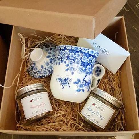 Tea Time Gift Baskets by yaluyalu Hampers Ornaments and Gift Combo packs