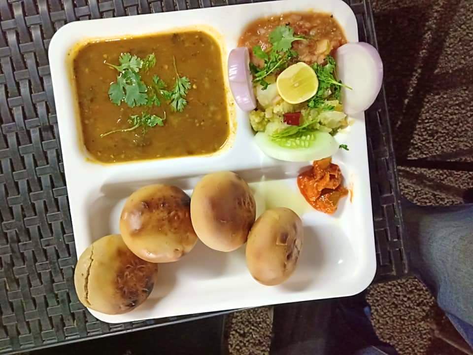 Dish,Food,Cuisine,Ingredient,Lunch,Meal,Comfort food,Produce,Indian cuisine,Gravy