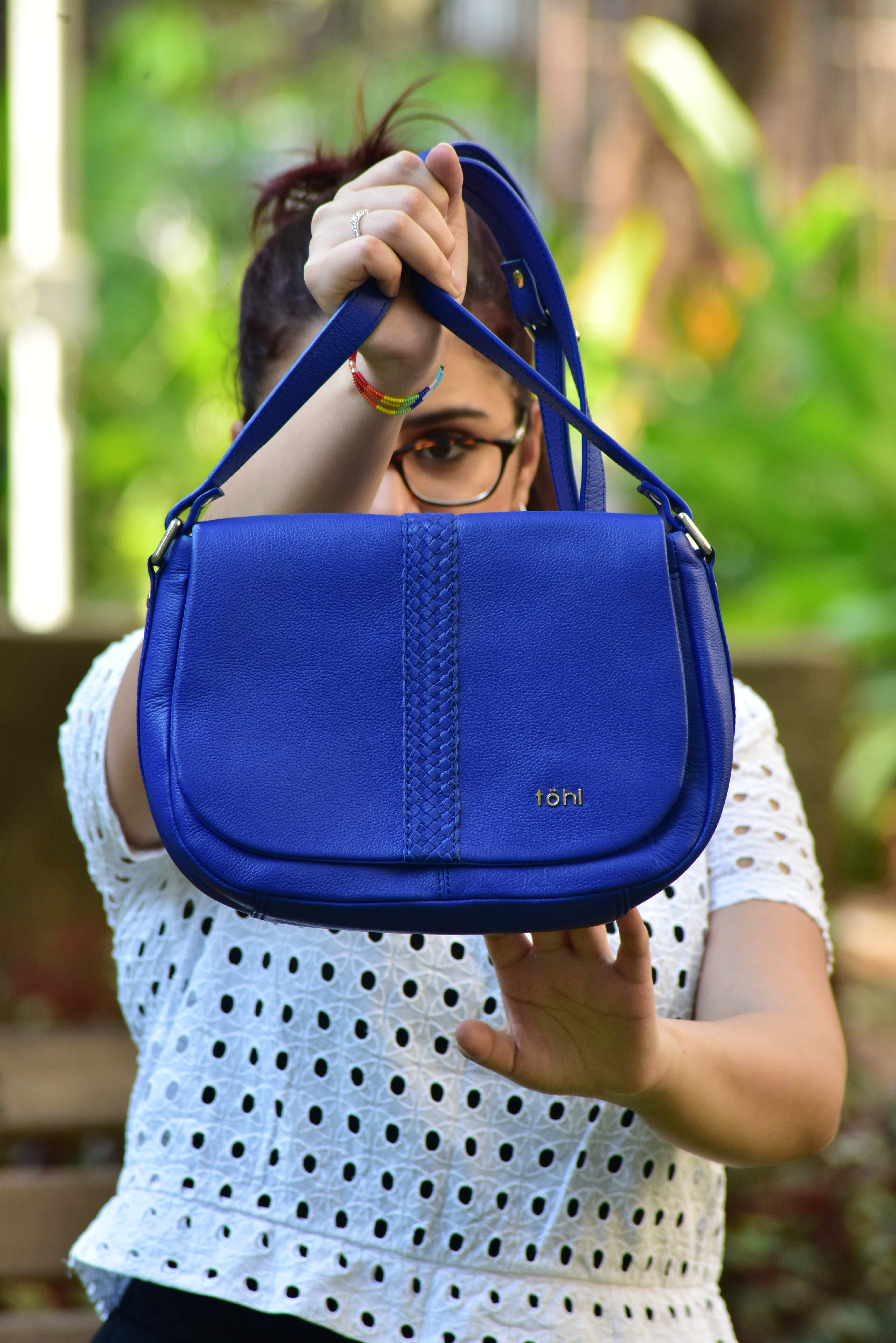 Bag,Shoulder,Blue,Handbag,Cobalt blue,Product,Street fashion,Beauty,Joint,Fashion accessory
