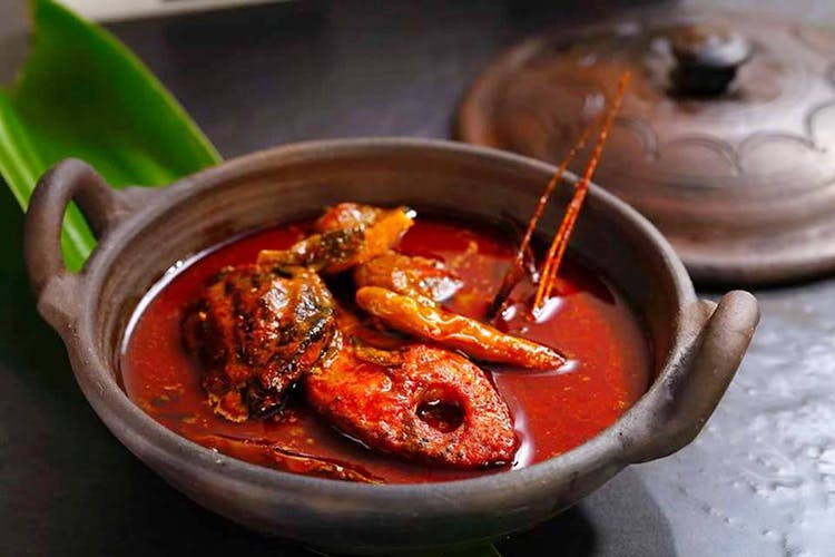 Dish,Food,Cuisine,Ingredient,Asam pedas,Red curry,Produce,Recipe,Curry,Meat