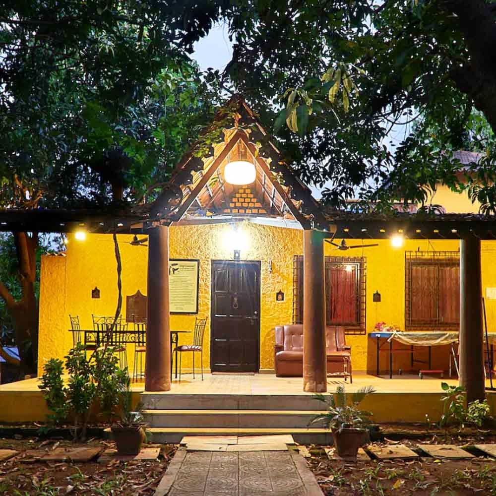 Home,House,Yellow,Building,Property,Lighting,Sky,Architecture,Tree,Night