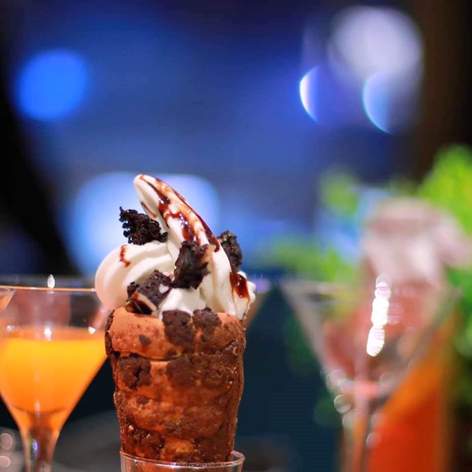 Ice cream,Food,Frozen dessert,Gelato,Sundae,Cuisine,Dessert,Ingredient,Chocolate ice cream,Dairy