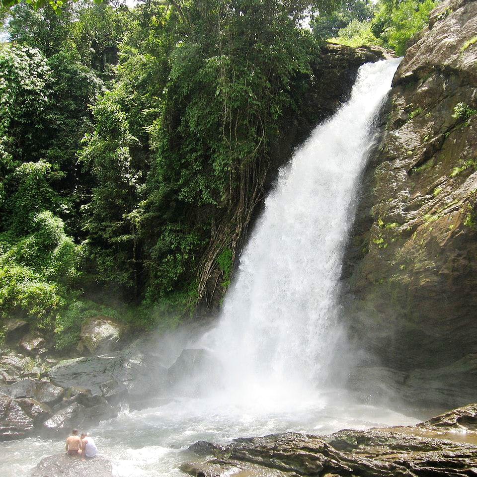 Water resources,Waterfall,Body of water,Water,Natural landscape,Watercourse,Nature,Nature reserve,Chute,Stream