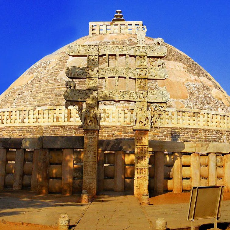 Historic site,Landmark,Dome,Dome,Holy places,Building,Stupa,Ancient history,Hindu temple,Architecture