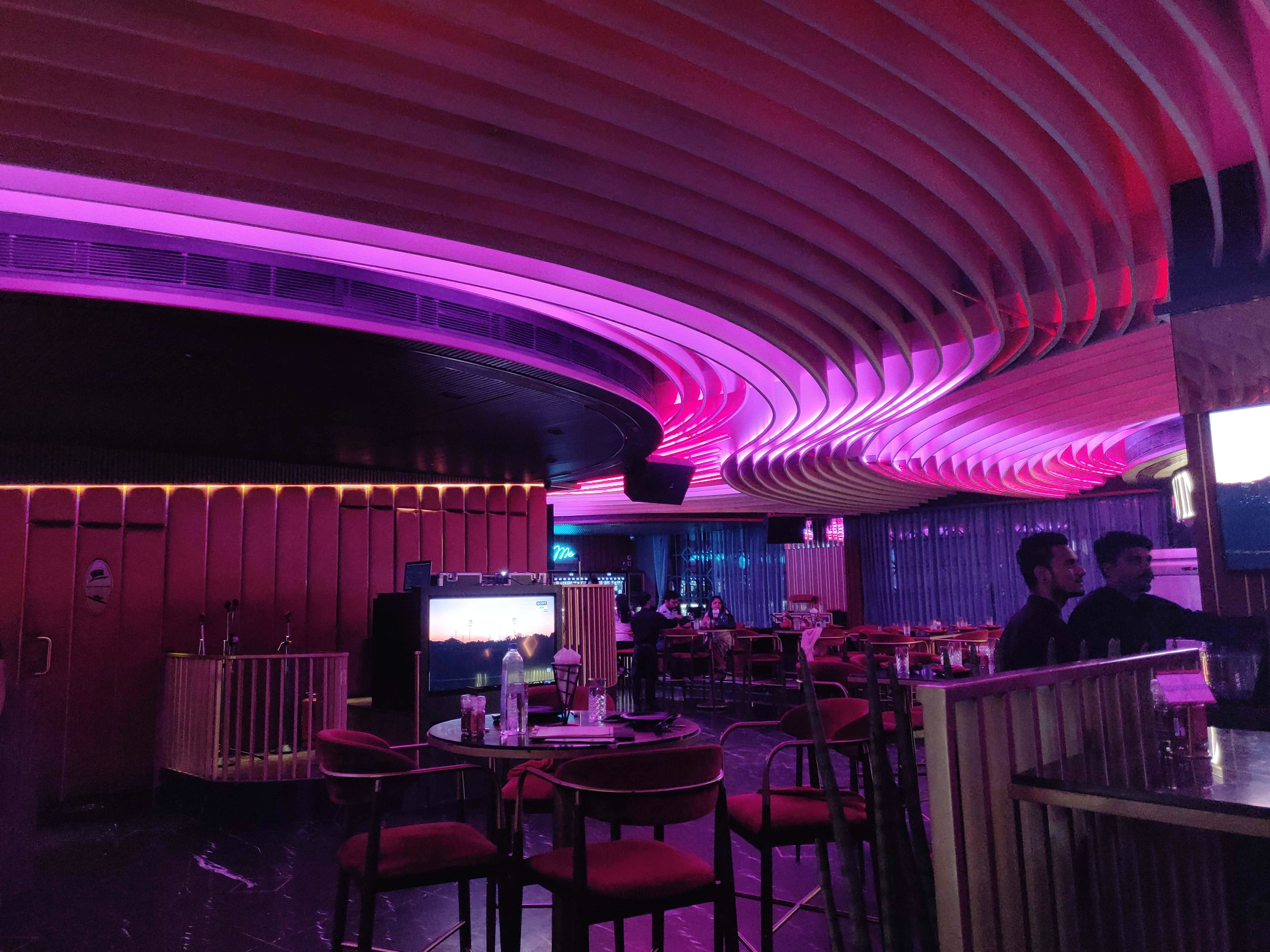 Purple,Light,Lighting,Violet,Magenta,Pink,Ceiling,Sky,Visual effect lighting,Neon