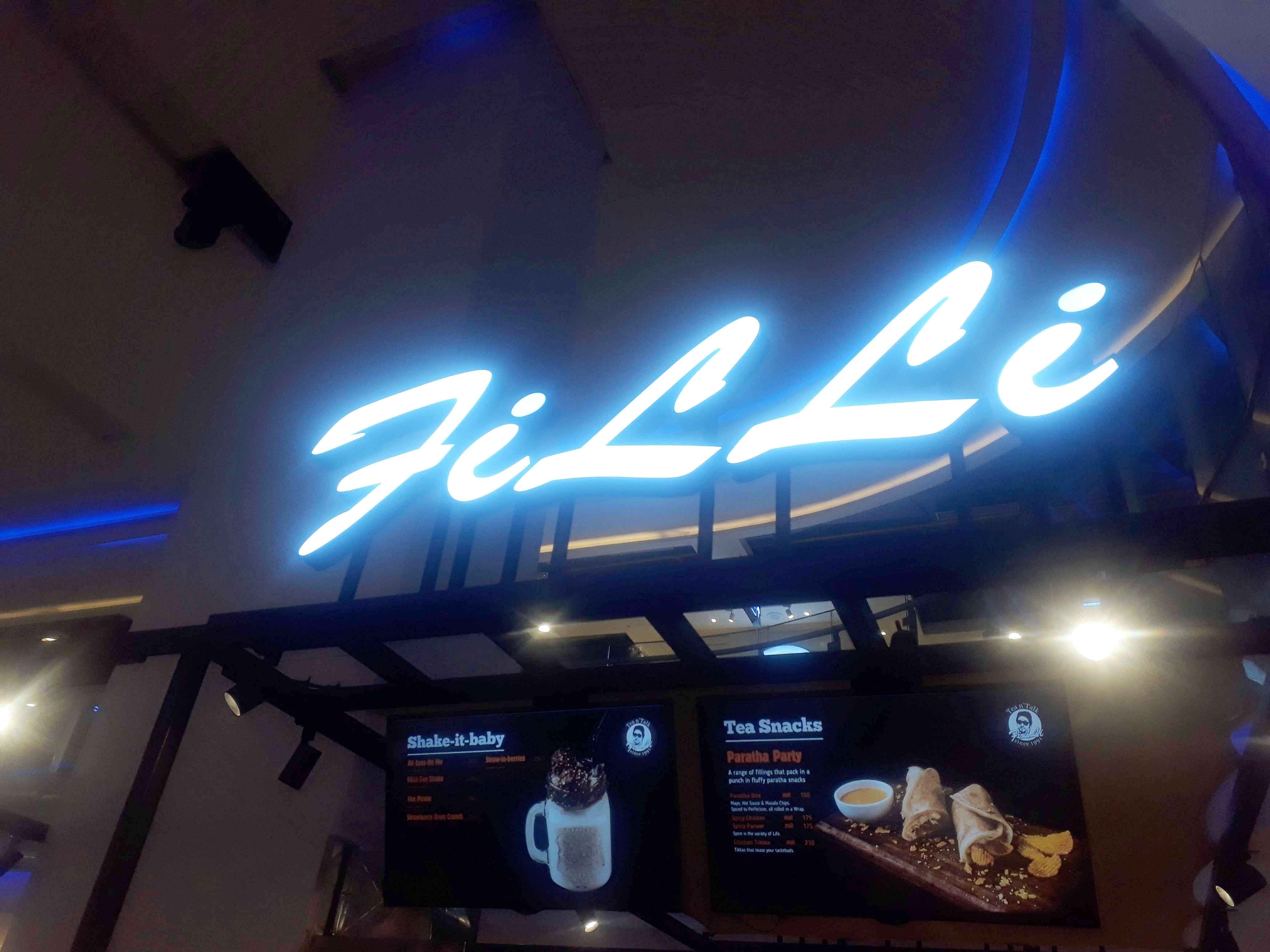 Neon,Light,Lighting,Electronic signage,Signage,Technology,Neon sign,Visual effect lighting,Electric blue,Electronic device