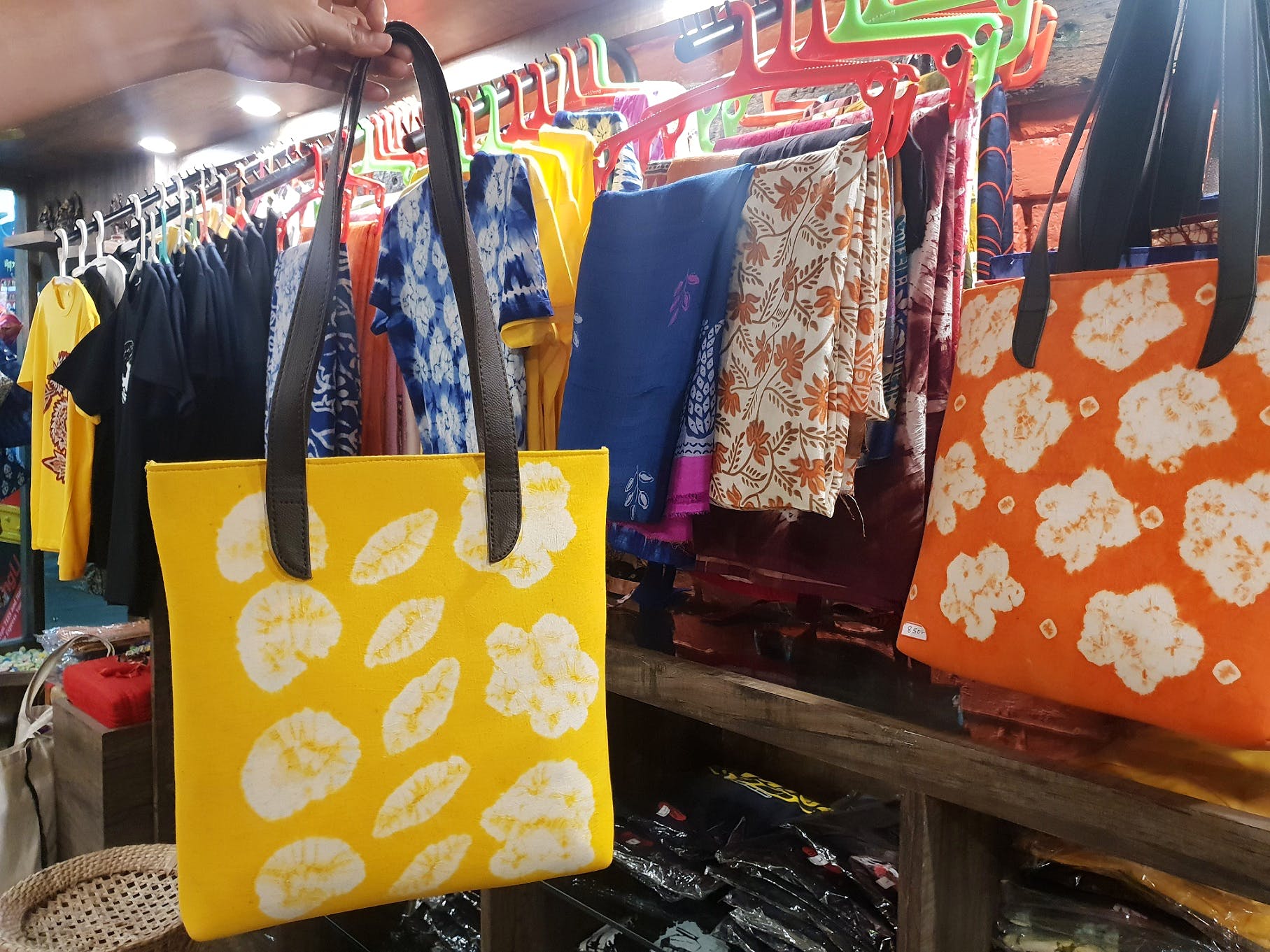 Multicolor 3 Kg Check Printed Loop Handle Shopping Bag at Rs 80/piece in  Kanpur