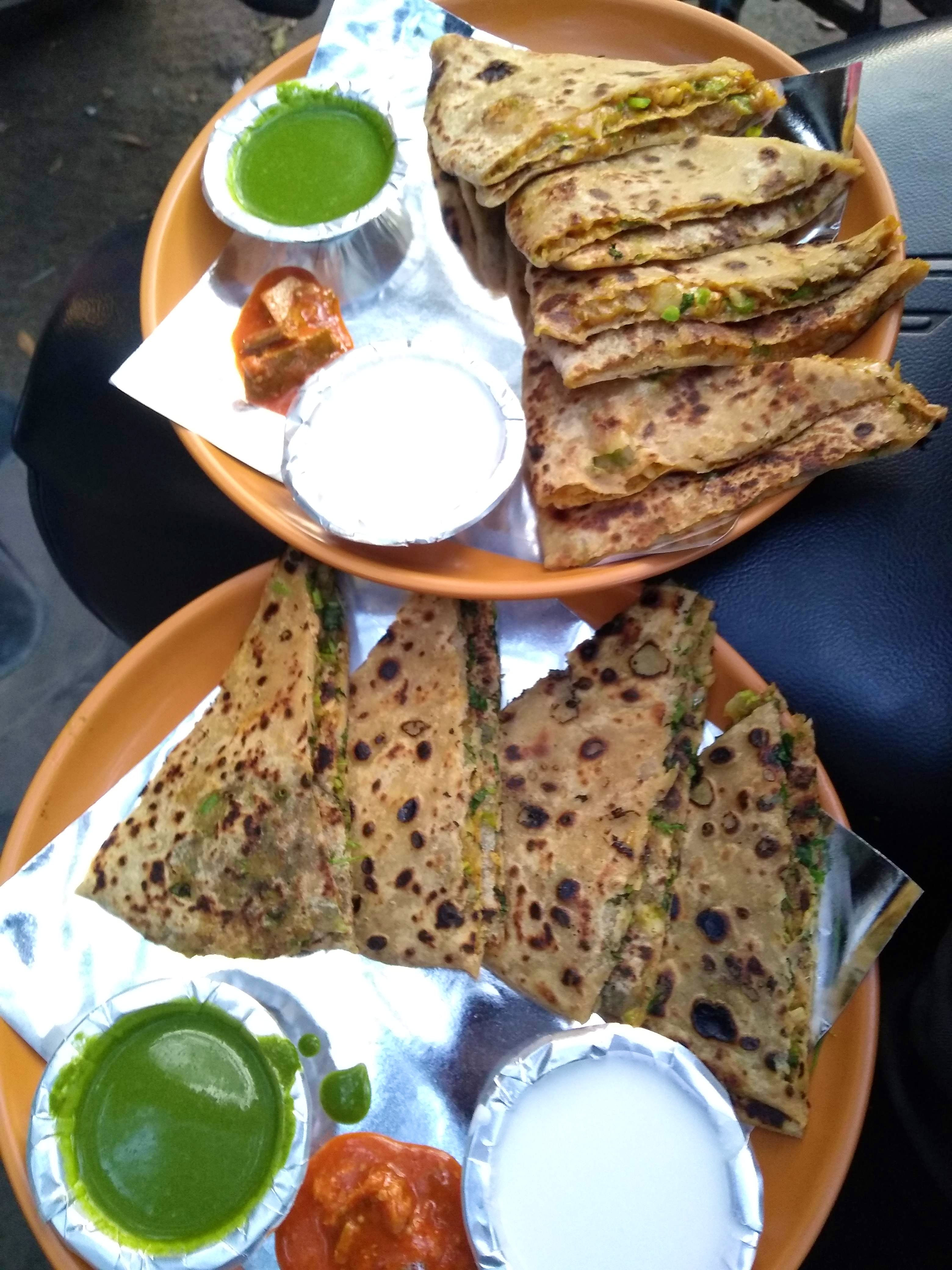 Dish,Food,Cuisine,Ingredient,Roti,Paratha,Indian cuisine,Produce,Chapati,Brunch