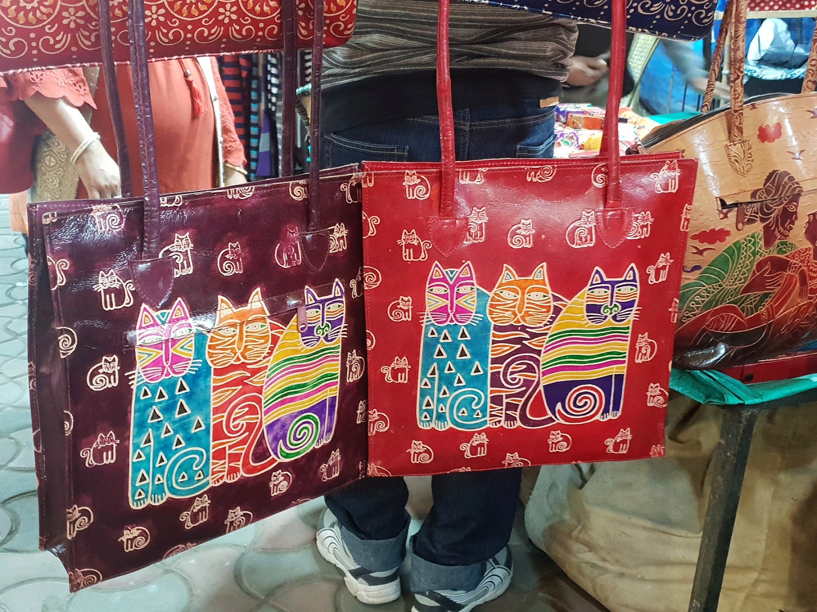 Santiniketan Leather Bags Stall, Gariahat | LBB, Kolkata