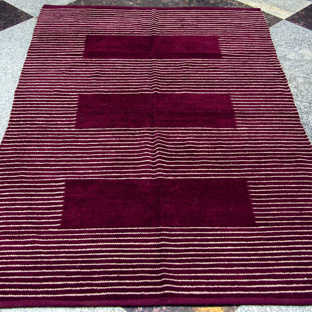Red,Maroon,Carpet,Textile,Magenta,Mat,Rectangle,Floor,Linens,Tablecloth