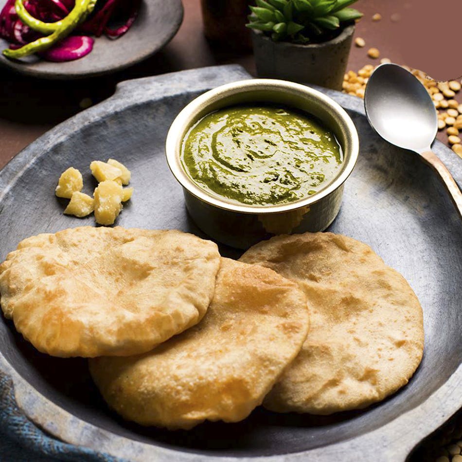 Dish,Food,Cuisine,Naan,Ingredient,Kulcha,Flatbread,Produce,Staple food,Punjabi cuisine