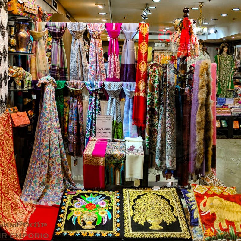 Boutique,Bazaar,Clothing,Selling,Textile,Public space,Outlet store,Market,Marketplace,Fashion