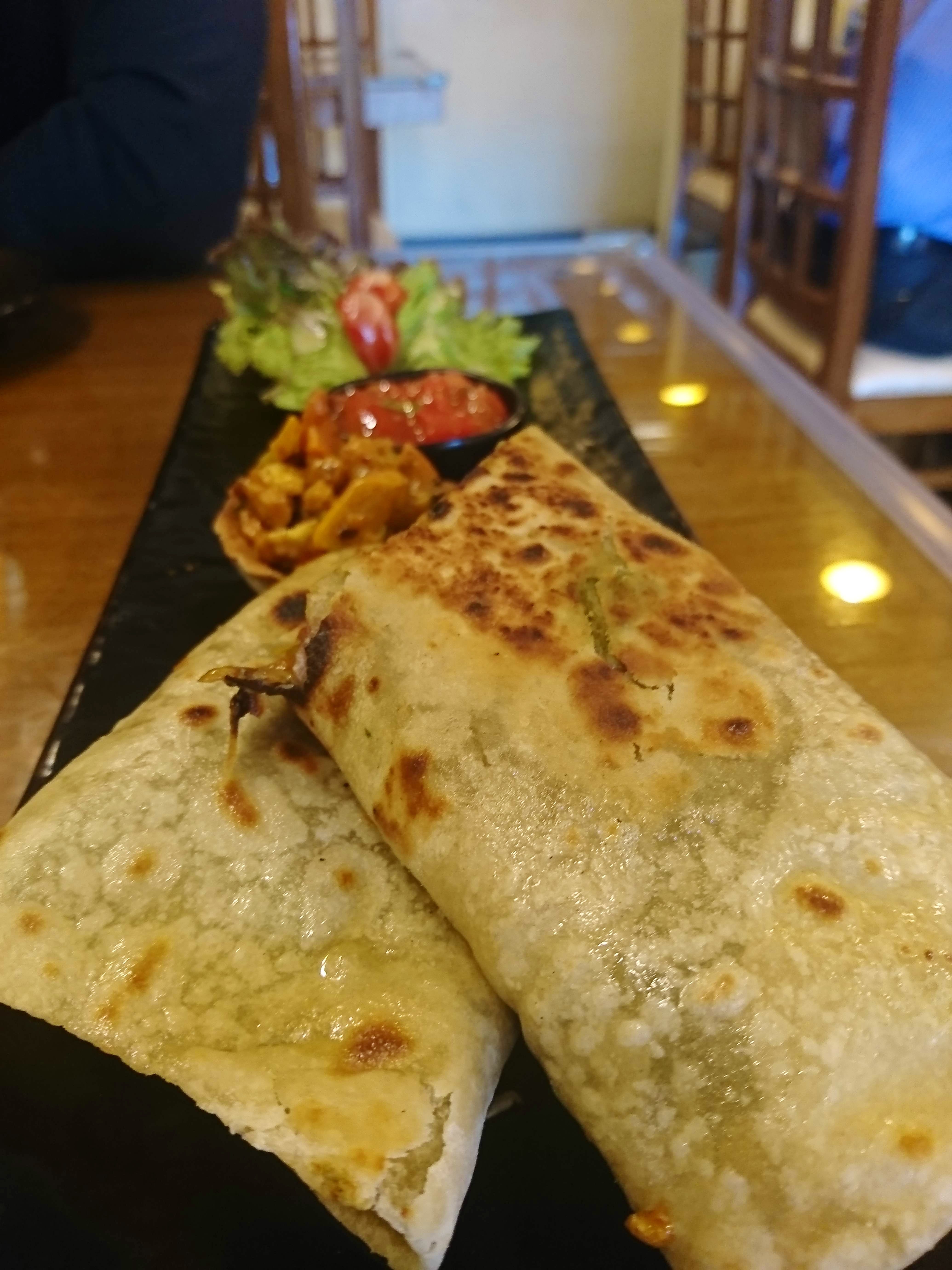 Dish,Food,Cuisine,Ingredient,Wrap roti,Burrito,Kati roll,Sandwich wrap,Produce,Chimichanga