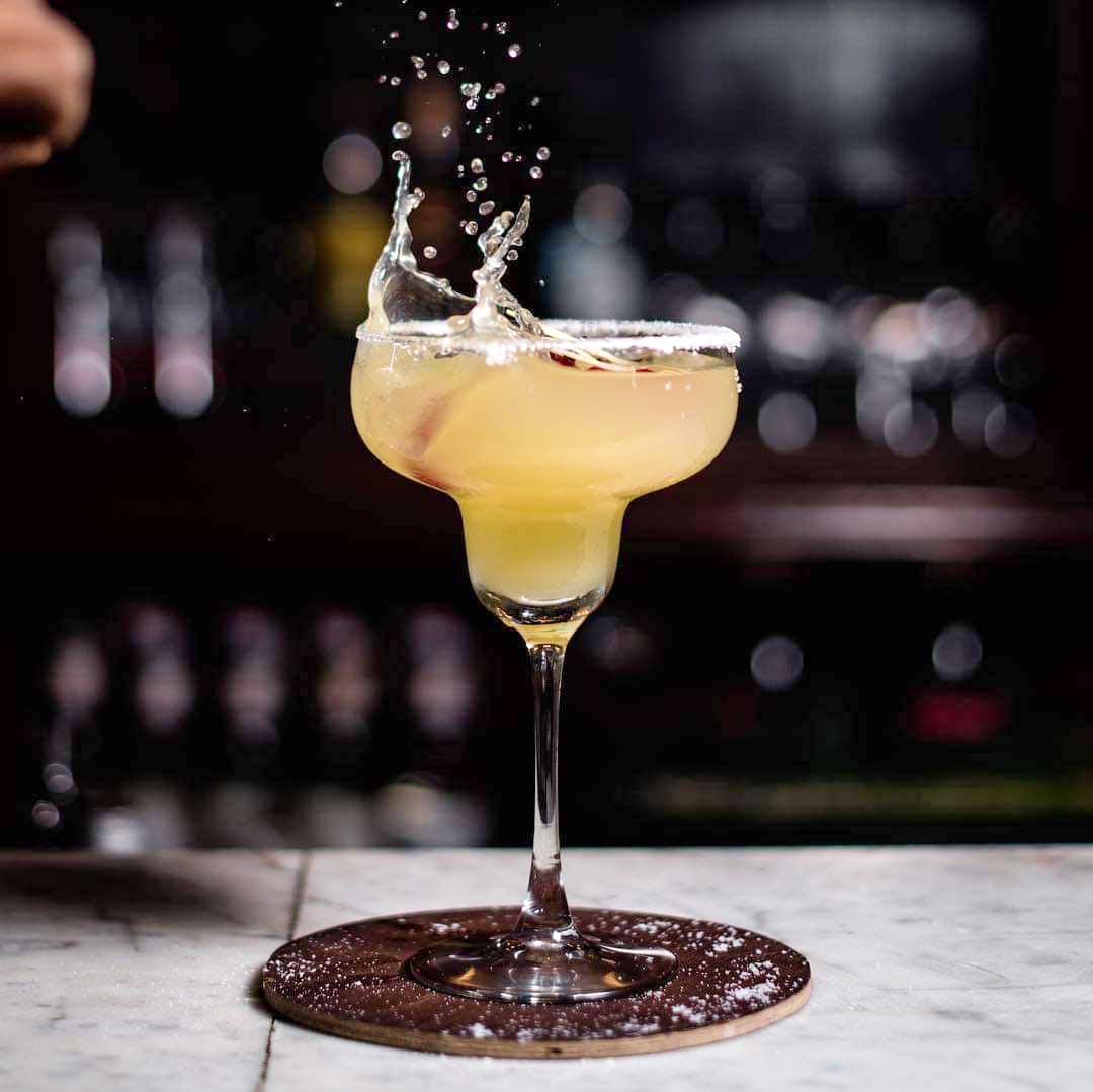 Drink,Classic cocktail,Alcoholic beverage,Champagne cocktail,Distilled beverage,Cocktail,Corpse reviver,Margarita,Non-alcoholic beverage,Food
