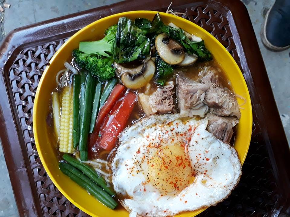 Dish,Food,Cuisine,Ingredient,Meat,Produce,Comfort food,Bibimbap,Meal,Leaf vegetable