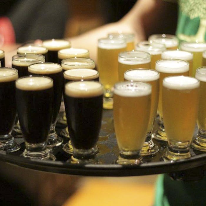 Drink,Beer,Alcoholic beverage,Beer glass,Bia hơi,Distilled beverage,Irish car bomb,Beer cocktail,Lager,Liqueur