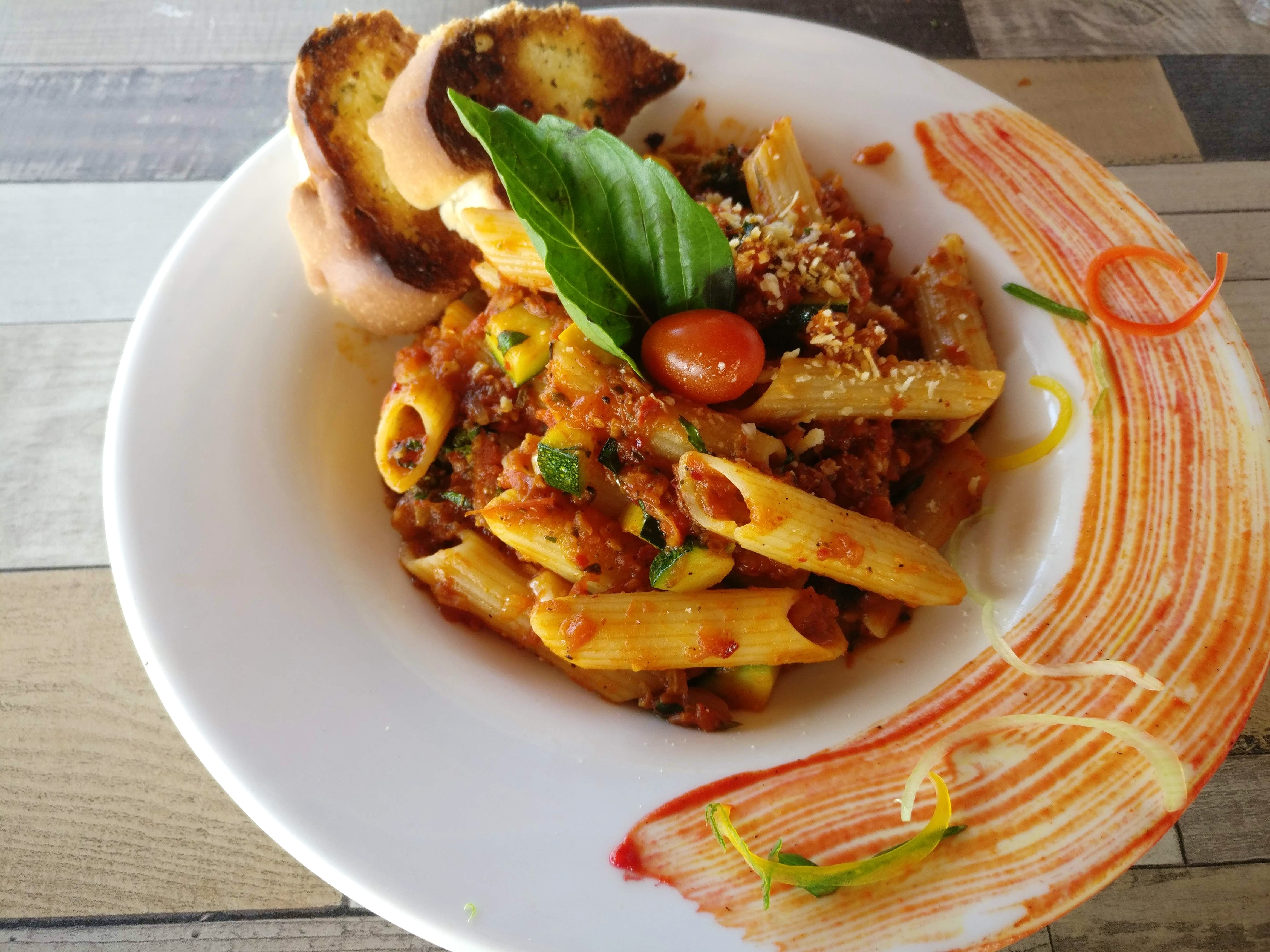 Dish,Food,Cuisine,Penne,Rigatoni,Ingredient,Meat,Produce,Staple food,Italian food