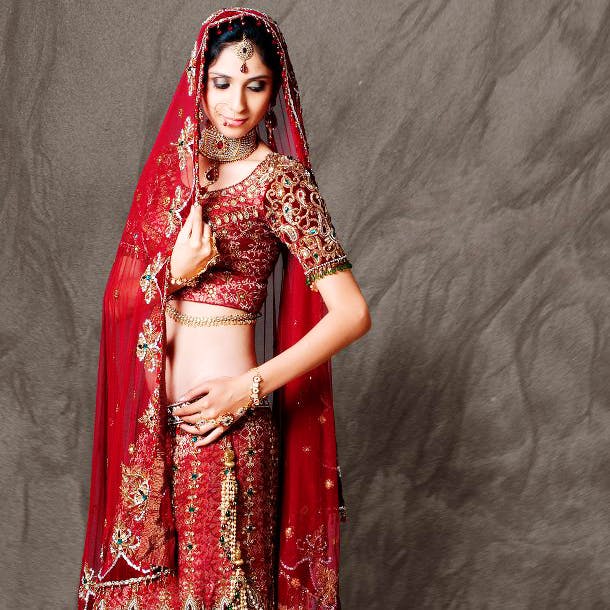 Sari,Clothing,Maroon,Red,Bride,Tradition,Formal wear,Beige,Textile,Design