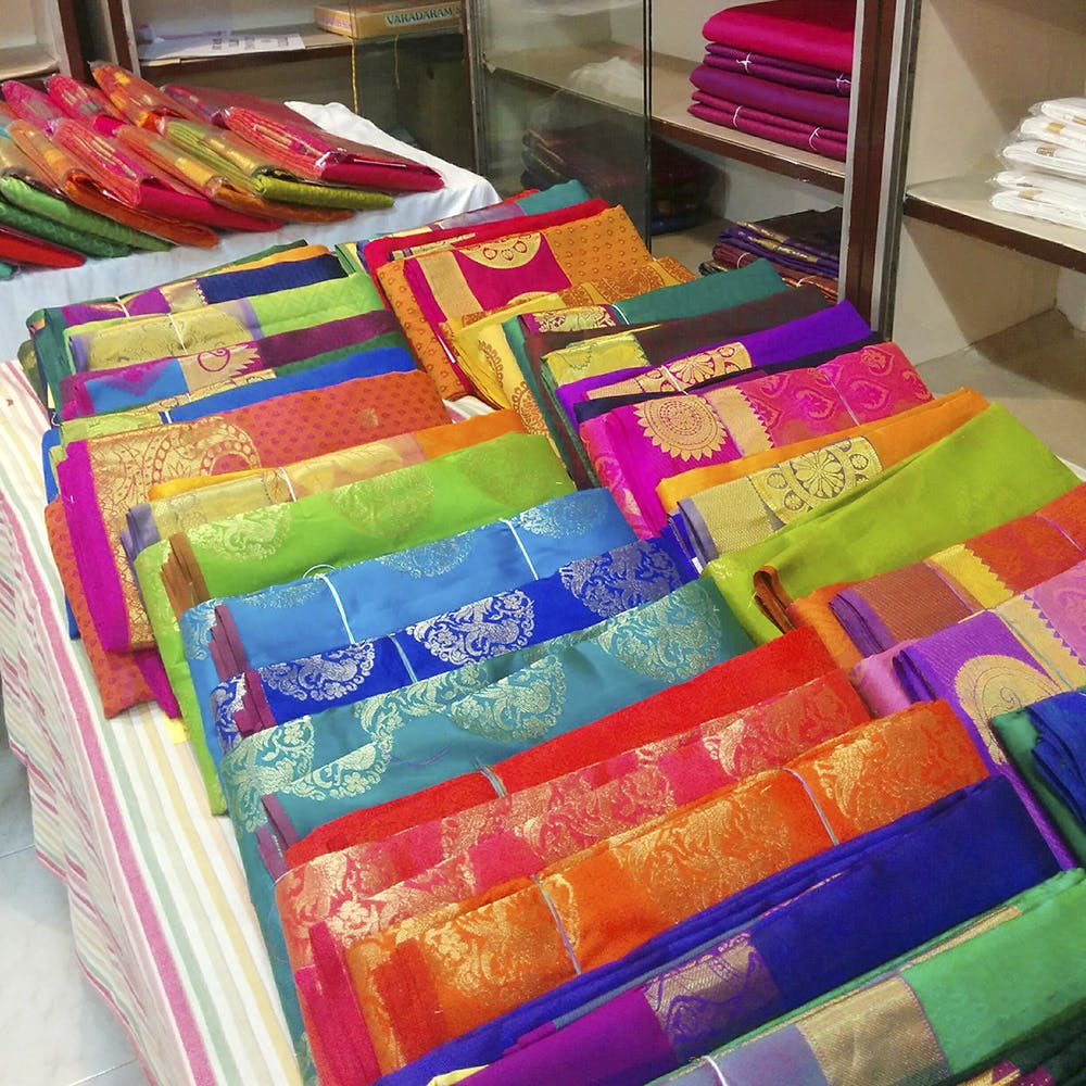 Discover more than 71 silk saree showroom latest
