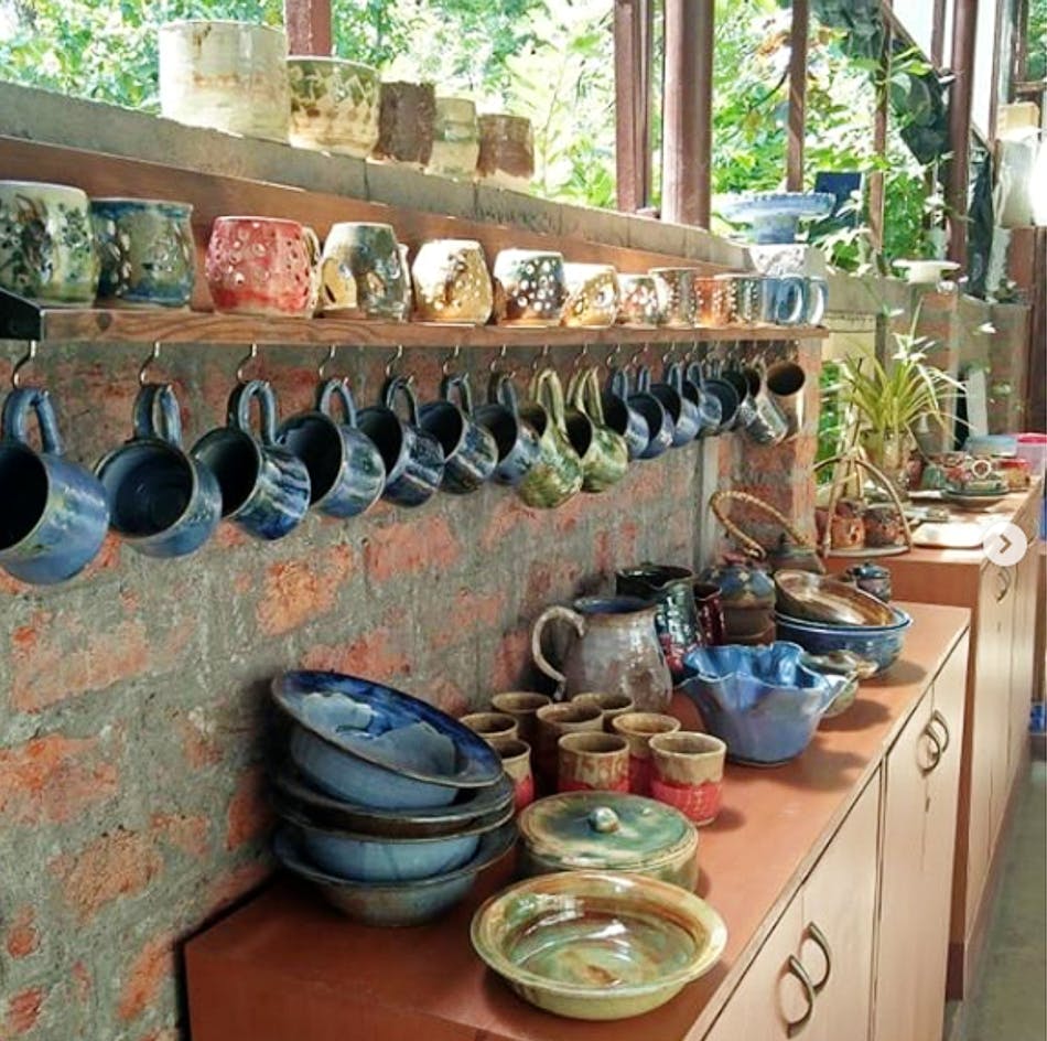 Pottery,Ceramic,earthenware,Tableware,Crock