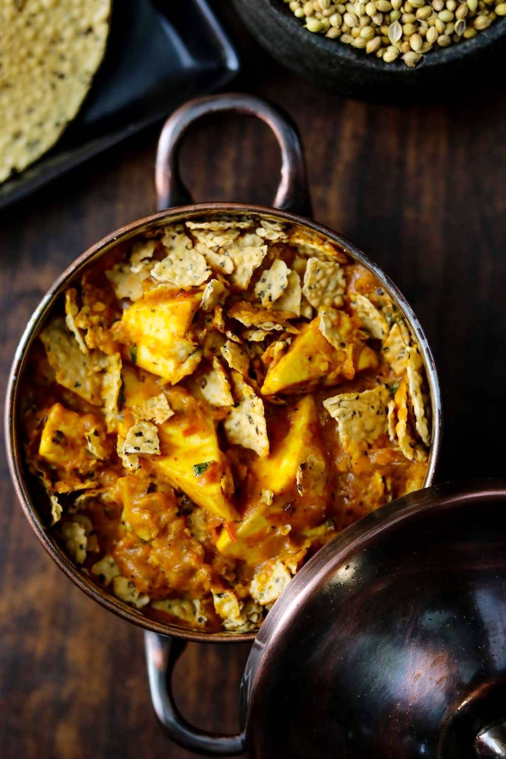 Dish,Food,Cuisine,Ingredient,Recipe,Stuffing,Produce,Curry,Masala,Vindaloo
