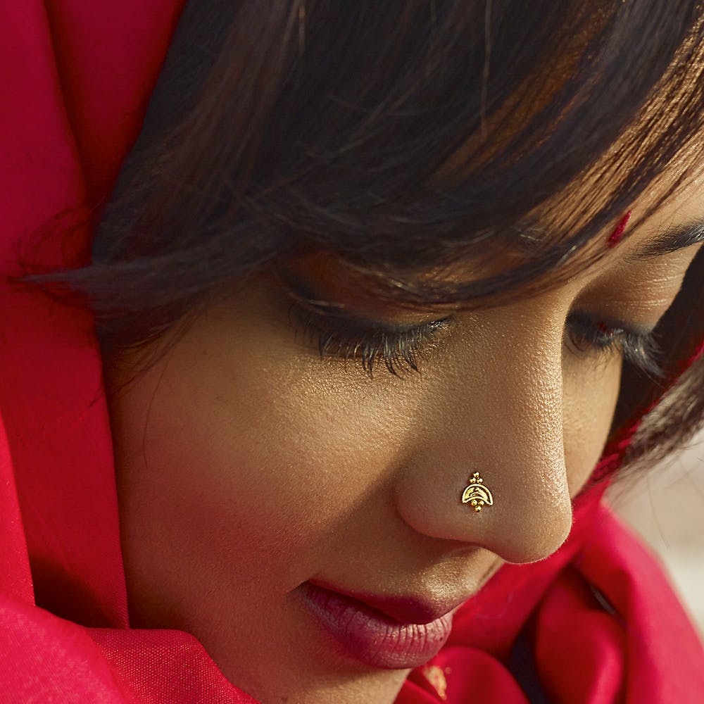 N19501 Fancy Design Ruby Emerald Jewellery Nath Nose Pin Mookuthi Screw  Lock Online | JewelSmart.in