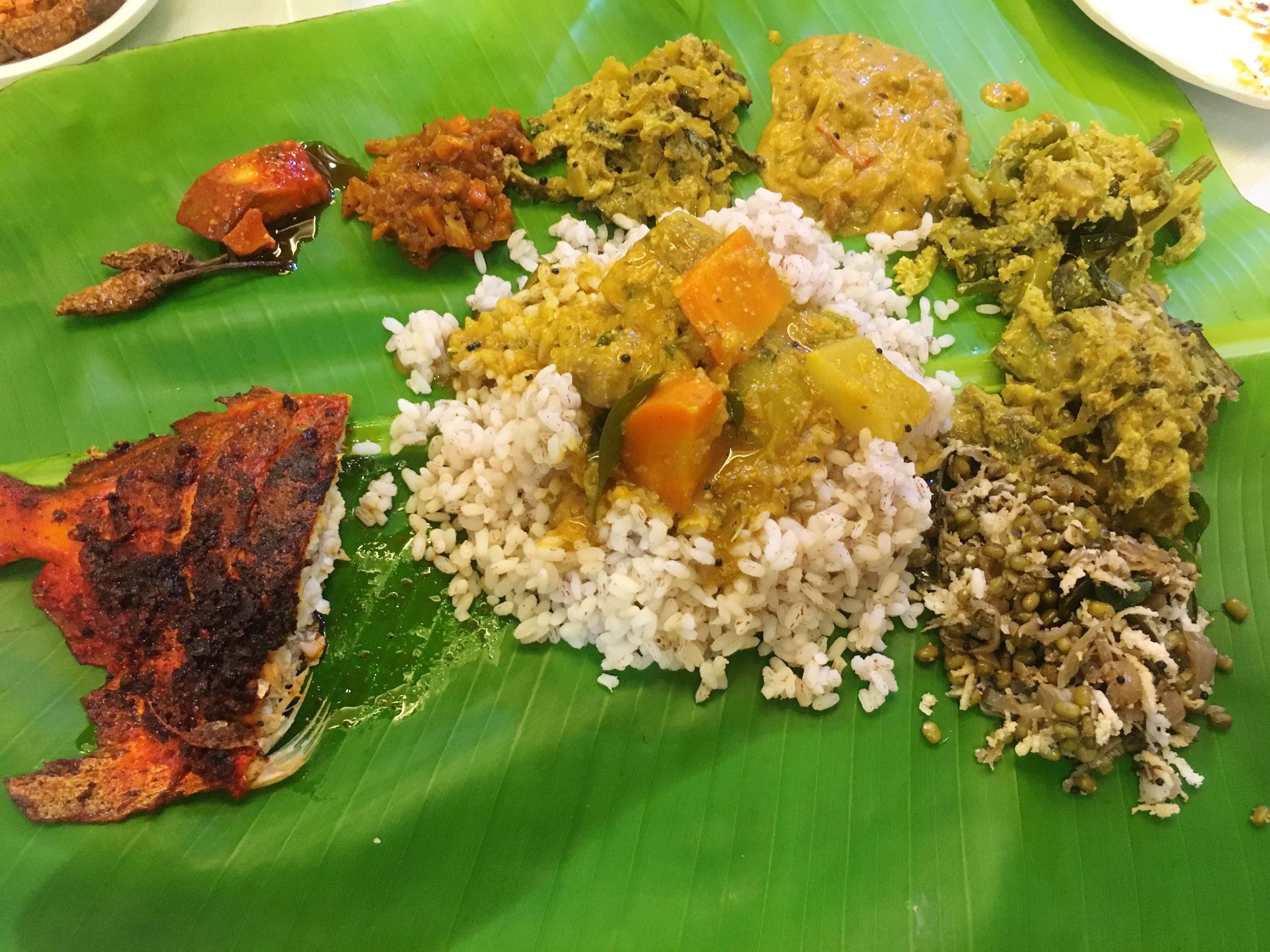 Dish,Food,Cuisine,Banana leaf rice,Sadya,Leaf,Banana leaf,Rice,Ingredient,Andhra food