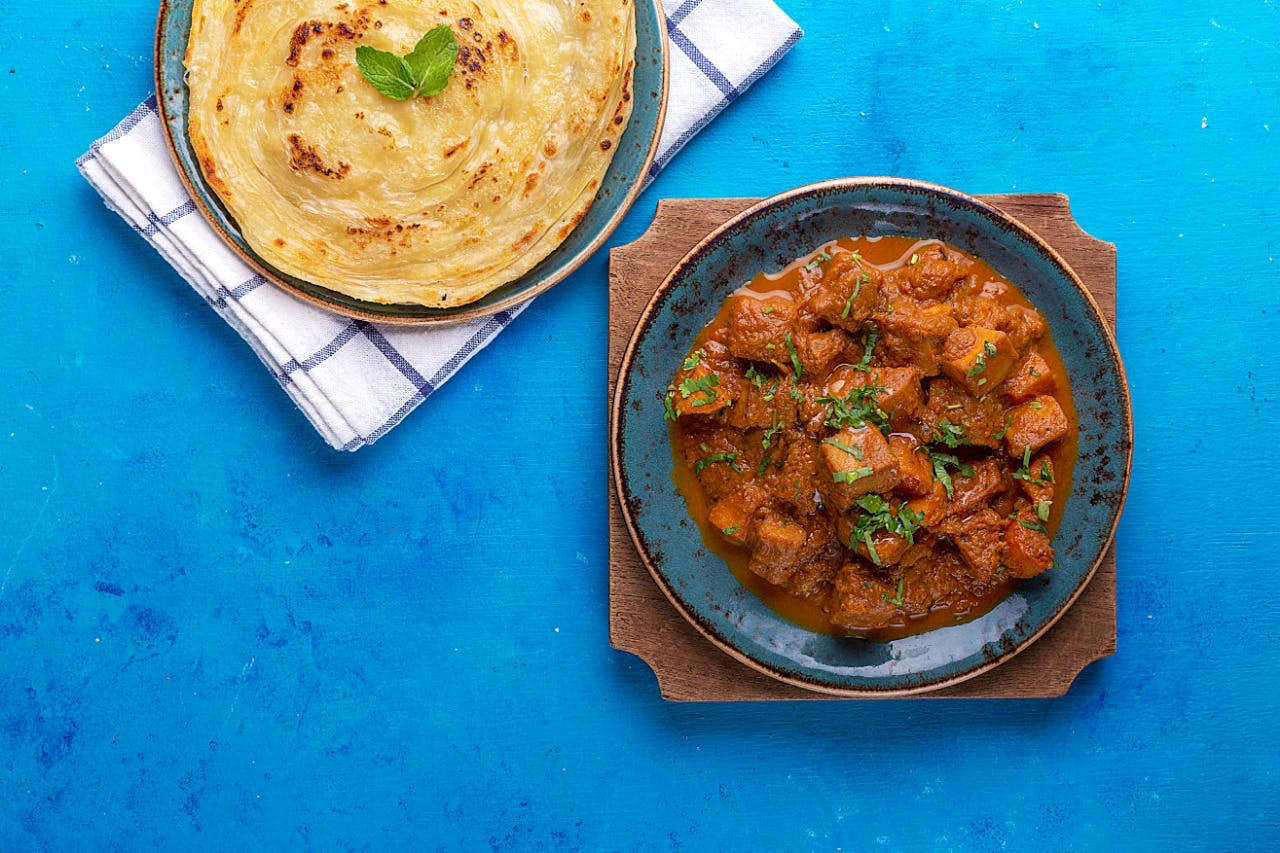 Dish,Food,Cuisine,Naan,Ingredient,Roti,Curry,Dopiaza,Paratha,Chapati