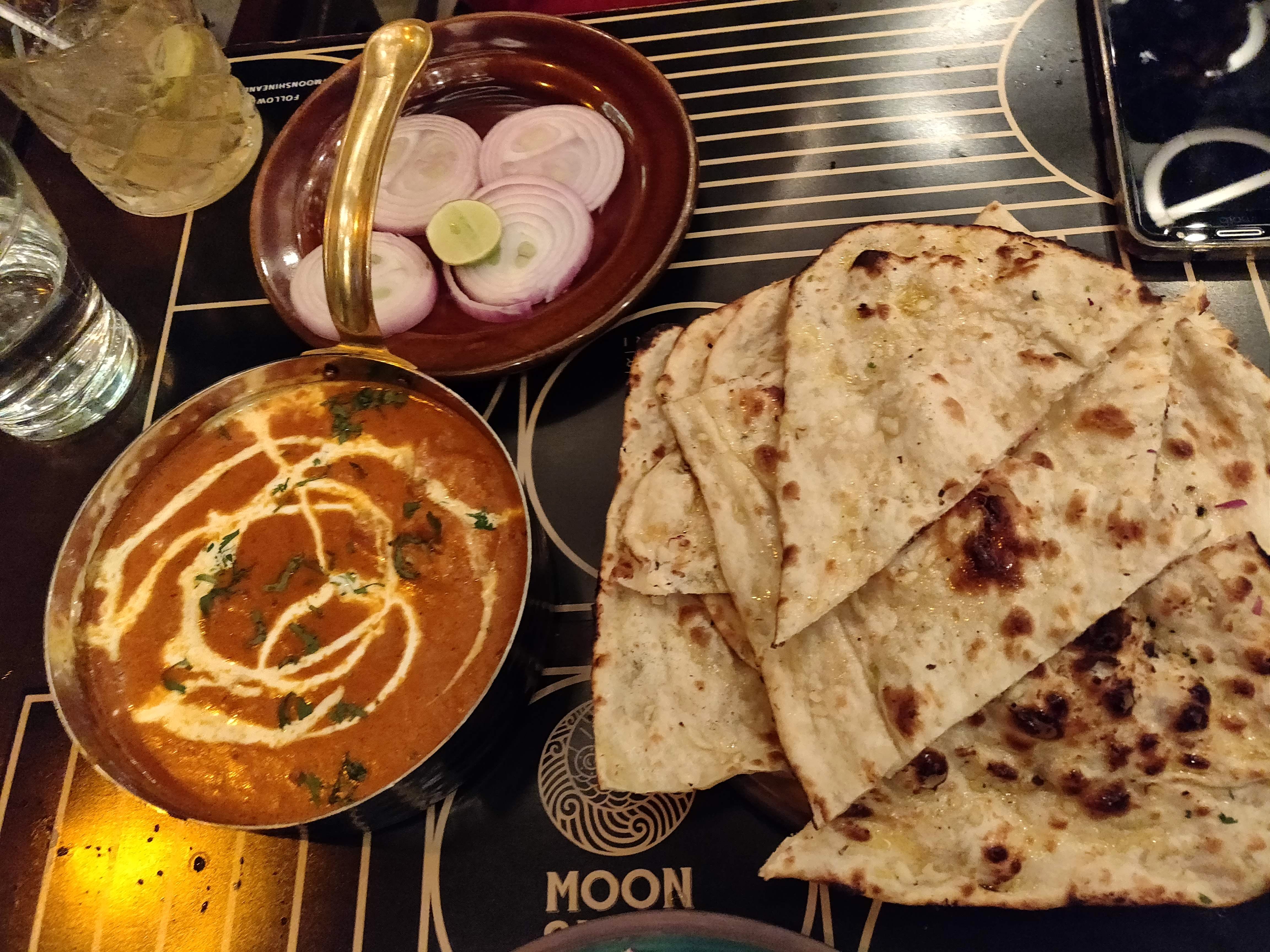 Dish,Food,Cuisine,Naan,Roti,Ingredient,Chapati,Flatbread,Gözleme,Paratha