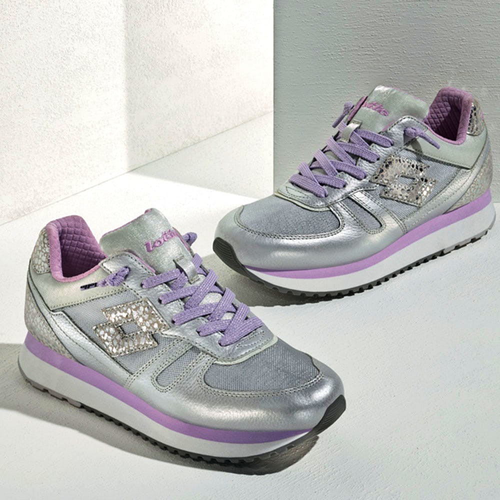 Shoe,Footwear,Sneakers,White,Product,Walking shoe,Purple,Pink,Outdoor shoe,Athletic shoe
