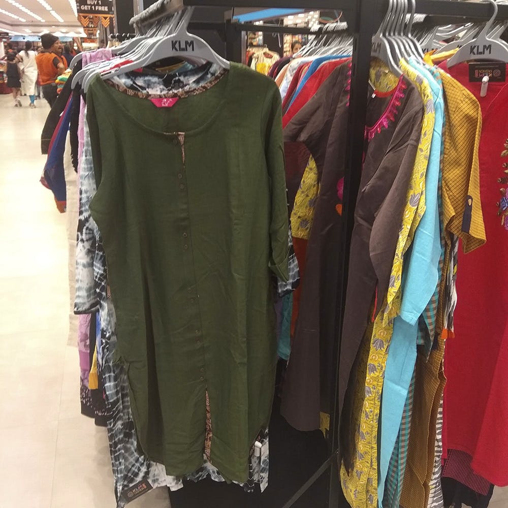 Silk Sarees at Best Prices. | Saree, Fashion, Silk sarees