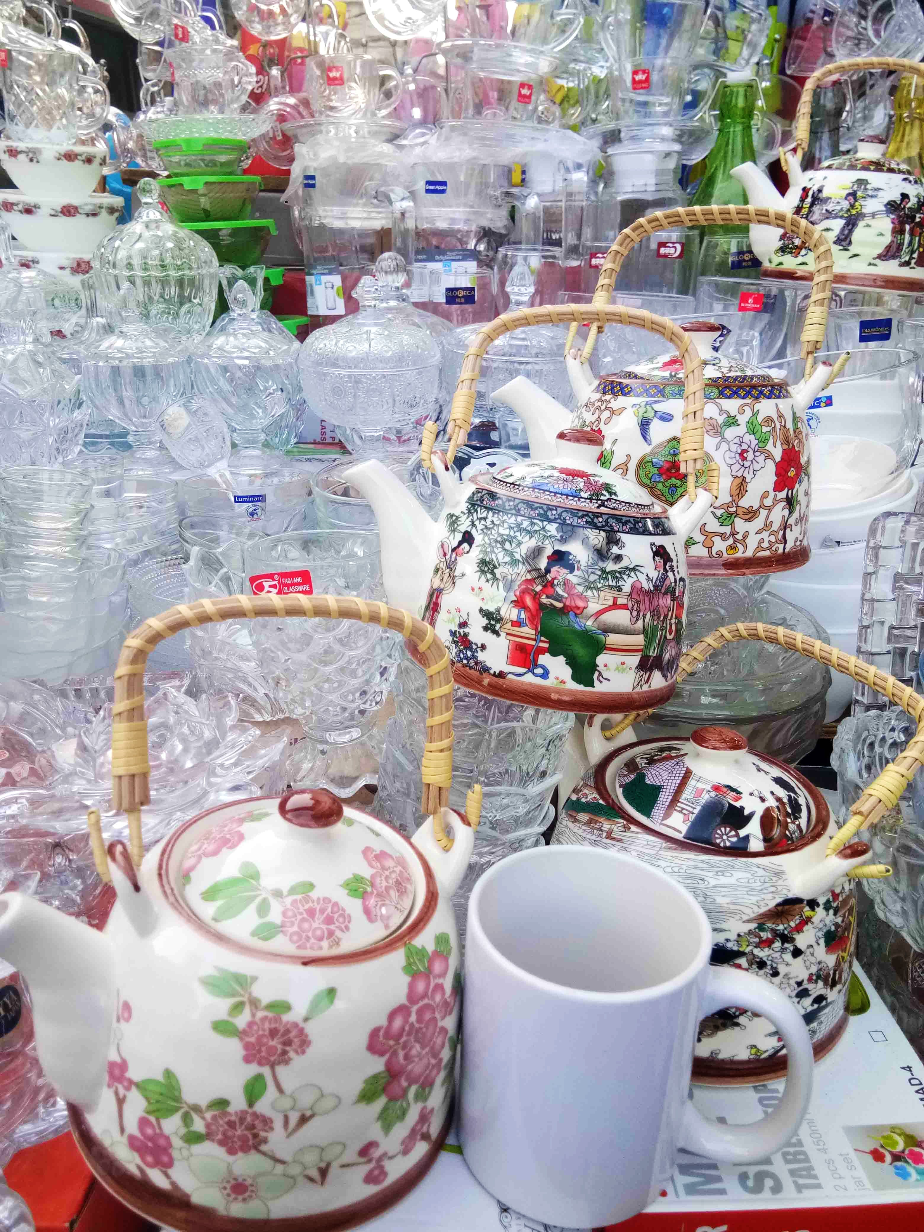 Unique crockery sale